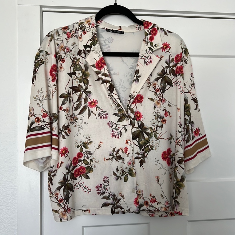 Zara floral top